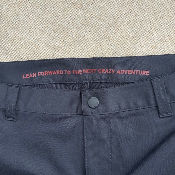 Rhone 7" Commuter® Short in Black - Picture 2 of 7